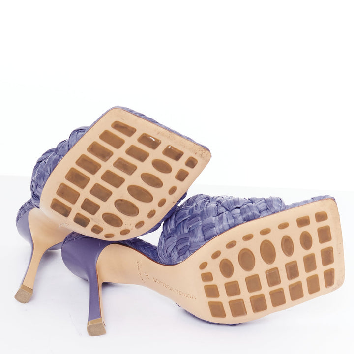BOTTEGA VENETA Stretch purple woven raffia wicker heel mule sandal EU37