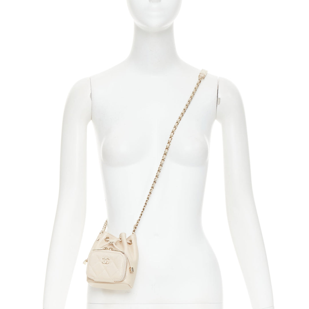 CHANEL nude grain leather quilted CC pocket bucket crossbody chain bag