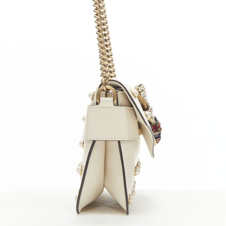 GUCCI Queen Margaret Embellished Bee pearl stud white flap crossbody bag