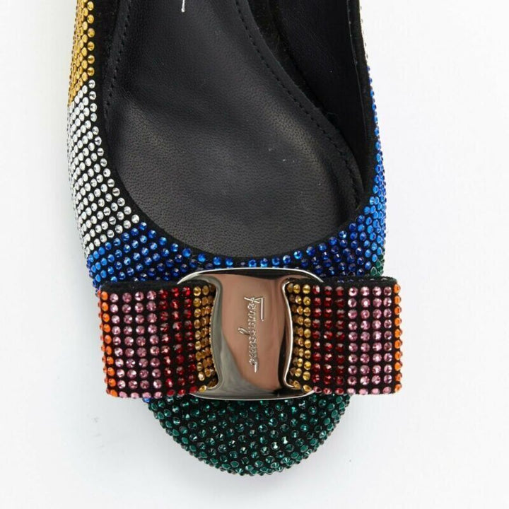 SALVATORE FERRAGAMO Vara rainbow crystal strass bow chunky kitten pump EU34