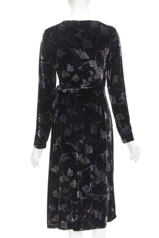 DIANE VON FUSTENBERG black floral print velvet wrap dress robe XS