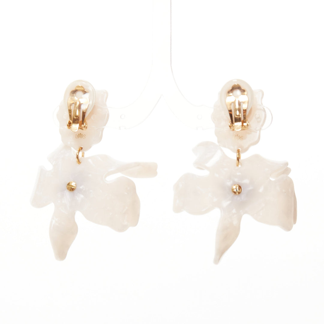 LELE SADOUGHI white marbled acrylic flower silver crystals clip on earrings