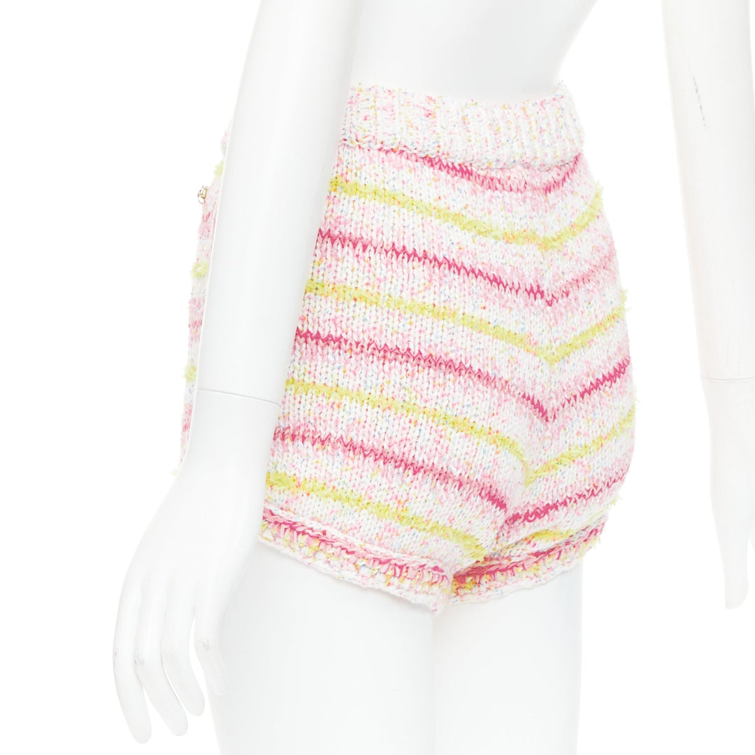 CHANEL 24C pink yellow cotton blend CC logo knit mini shorts FR34 XS
