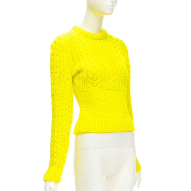 PHILOSOPHY DI LORENZO SERAFINI 100% wool yellow fitted cable knit sweater IT40 S