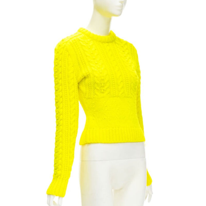 PHILOSOPHY DI LORENZO SERAFINI 100% wool yellow fitted cable knit sweater IT40 S