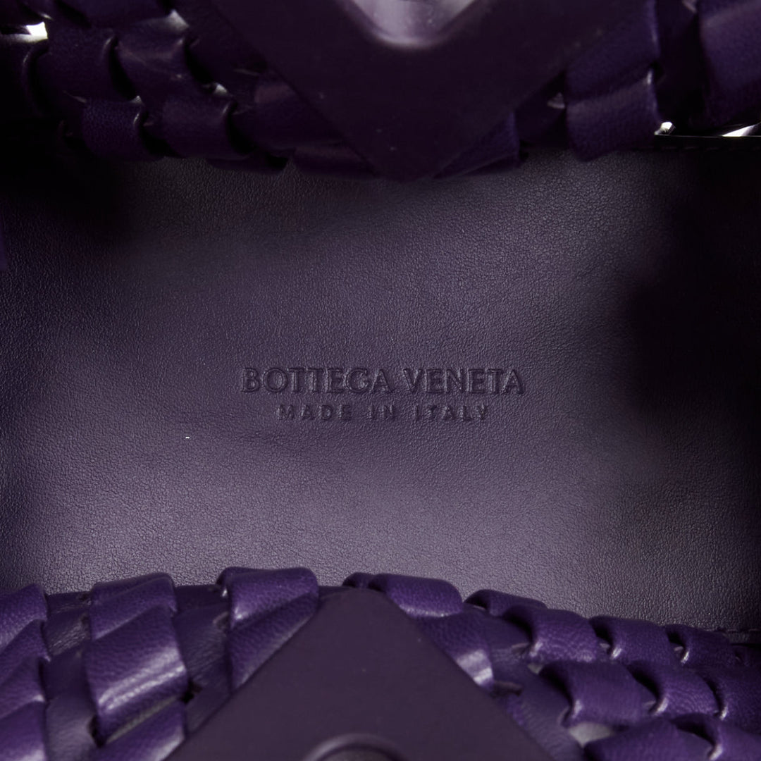 BOTTEGA VENETA Point purple Intrecciato woven triangle handle crossbody bag