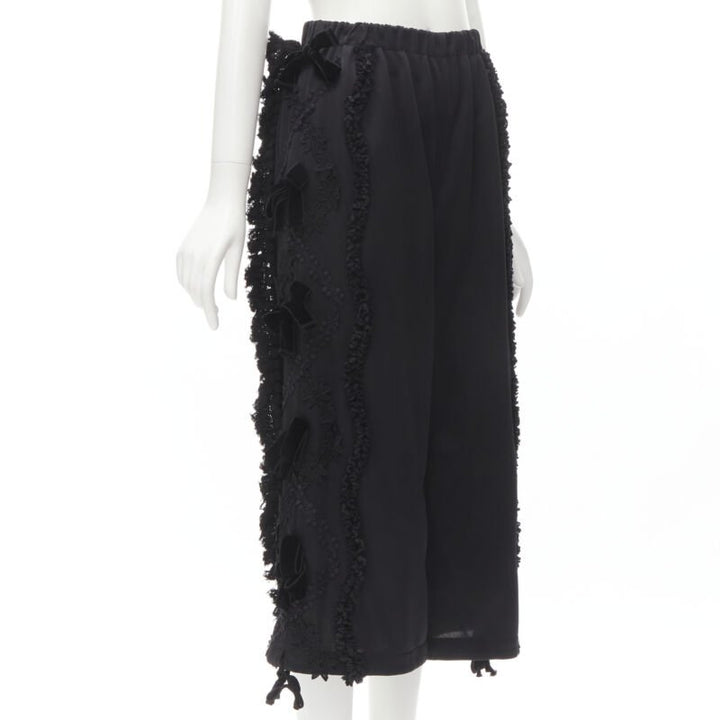 TRICOT COMME DES GARCONS black ruffle floral velvet ribbon trim wide pants S