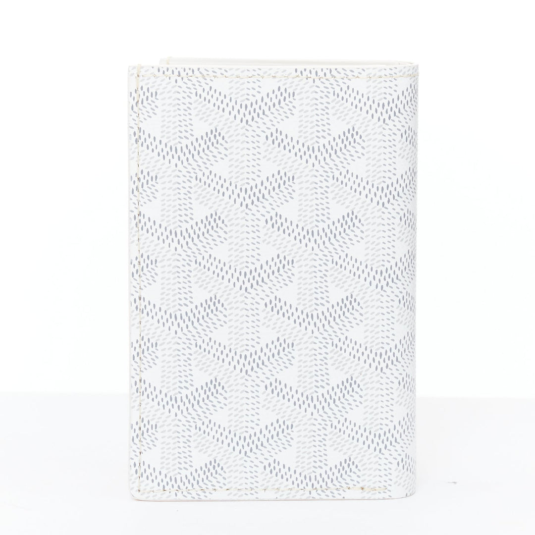 GOYARD Goyardine Saint-Pierre 2 grey white monogram bifold wallet