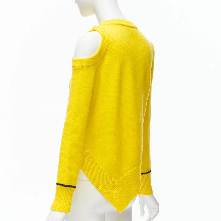 ALEXANDER MCQUEEN 2022 yellow wool blend asymmetric cold shoulder sweater S