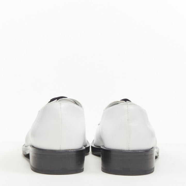 MARKUS LUPFER Signature studded embroidered lips white leather brogue EU36