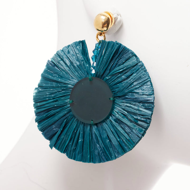 OSCAR DE LA RENTA dark green raffia acrylic plate round pin earrings