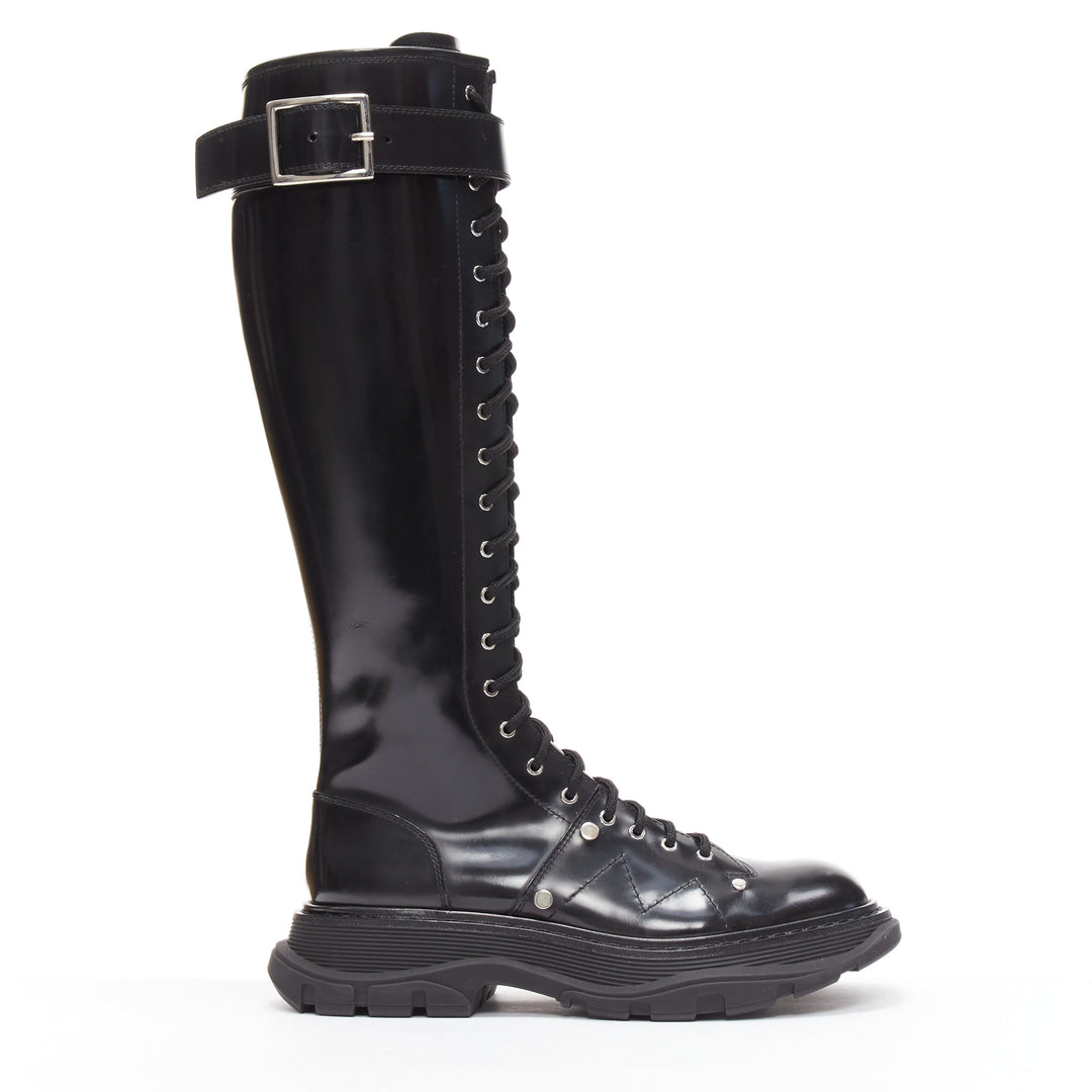ALEXANDER MCQUEEN Tread black leather lace up combat knee high boot EU39