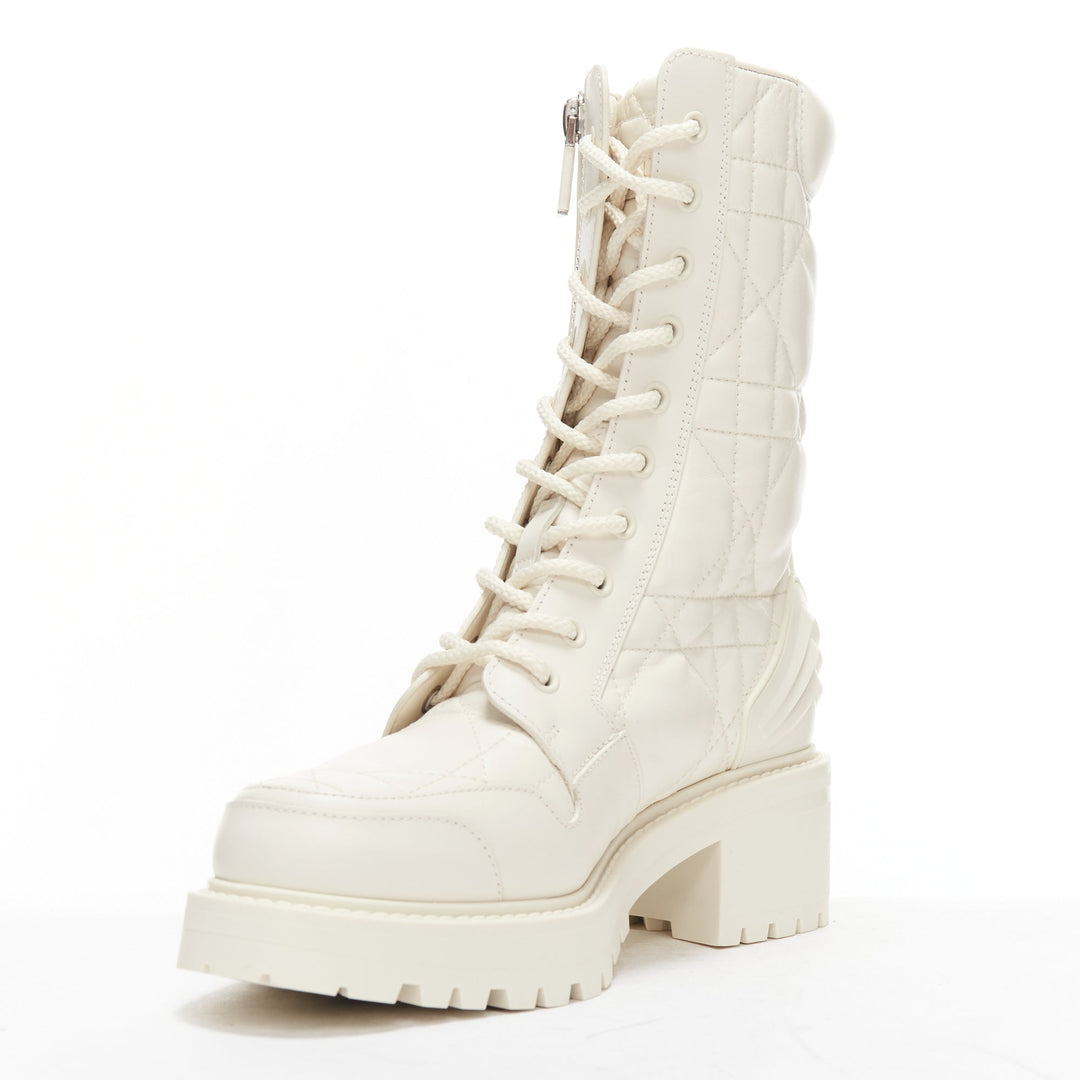 CHRISTIAN DIOR 2023 D-Leader white Cannage quilted leather ankle boots EU38