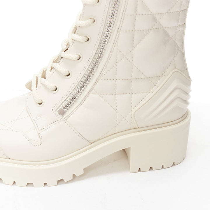 CHRISTIAN DIOR 2023 D-Leader white Cannage quilted leather ankle boots EU38