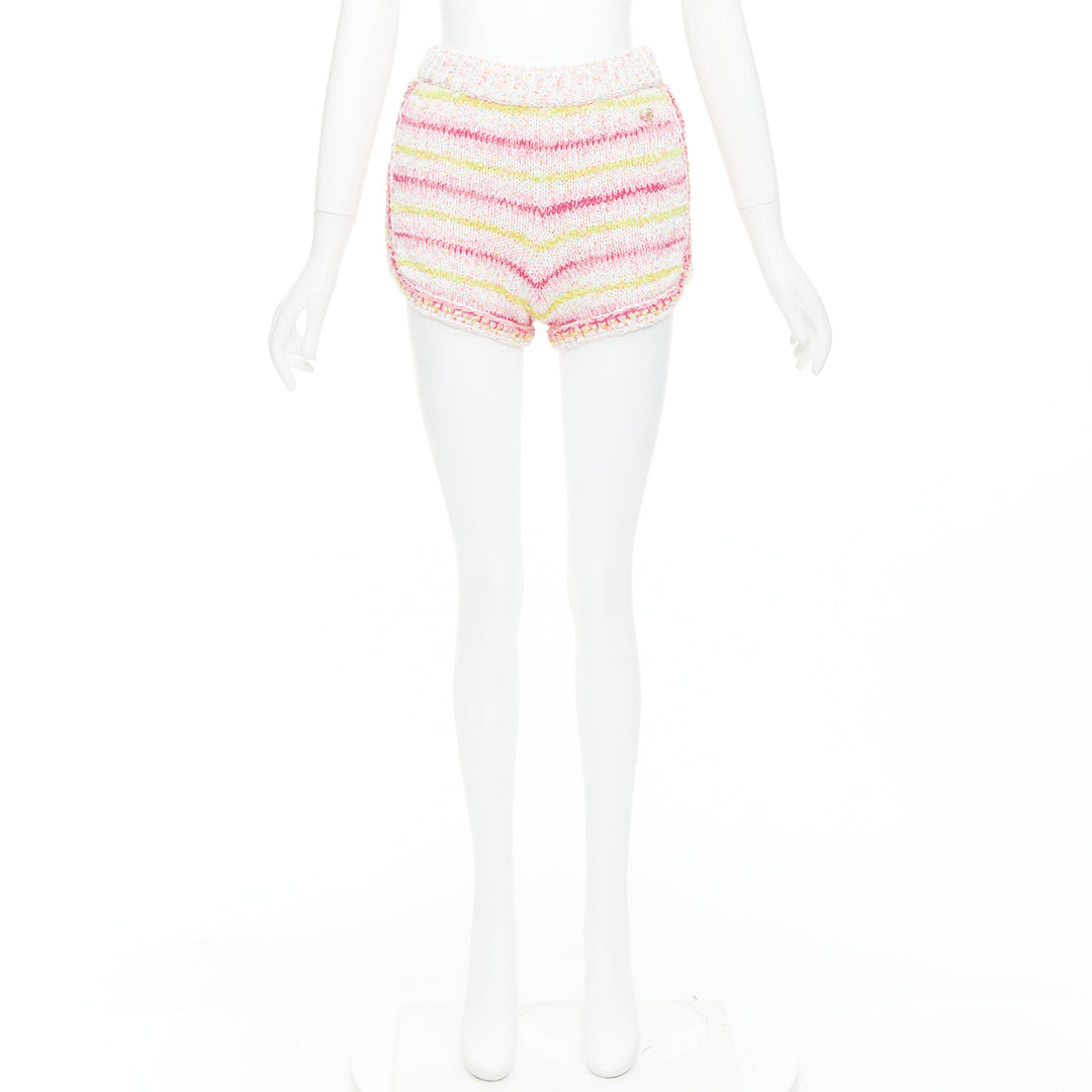 CHANEL 24C pink yellow cotton blend CC logo knit mini shorts FR34 XS