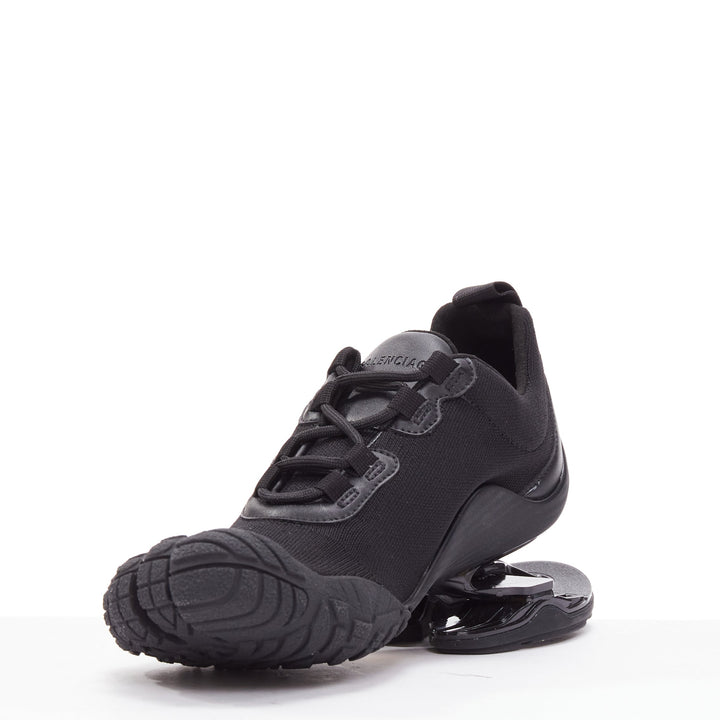 BALENCIAGA Vibram Toe black technical 5-toe suspension heel sneakers EU37