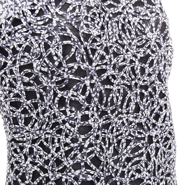 CHANEL 09P black white abstract print squiggle lattice sleeveless vest top FR40