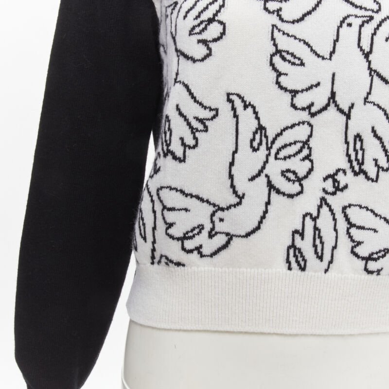 CHANEL 22C cashmere black white Dove bird CC pullover sweater FR34 XS