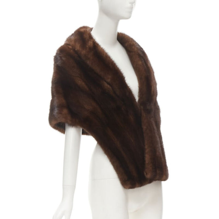 UNLABELLED brown mink fur shoulder shawl scarf hook eye closure