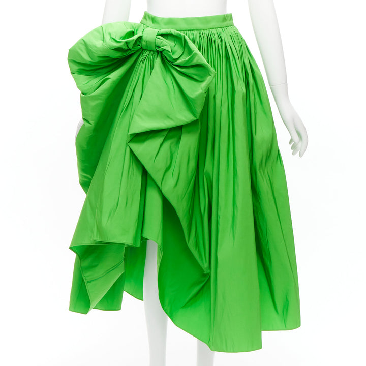 ALEXANDER MCQUEEN 2022 green taffeta bow detail high low cocktail skirt IT38 XS