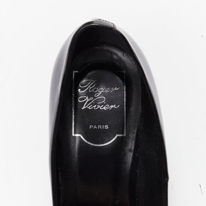 ROGER VIVIER Trompette black patent leather buckle curved heel pumps EU38