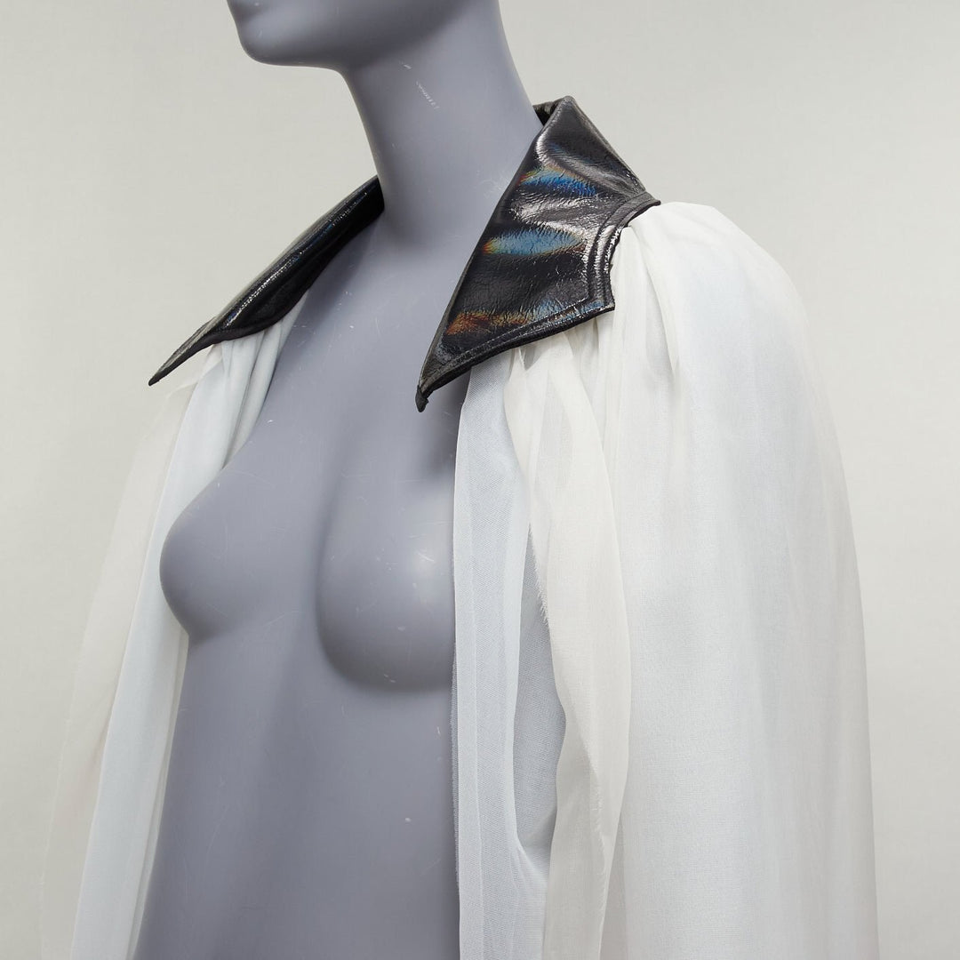 MATICEVSKI 2019 Focus white 100% silk patent collar high low cape AU8 M
