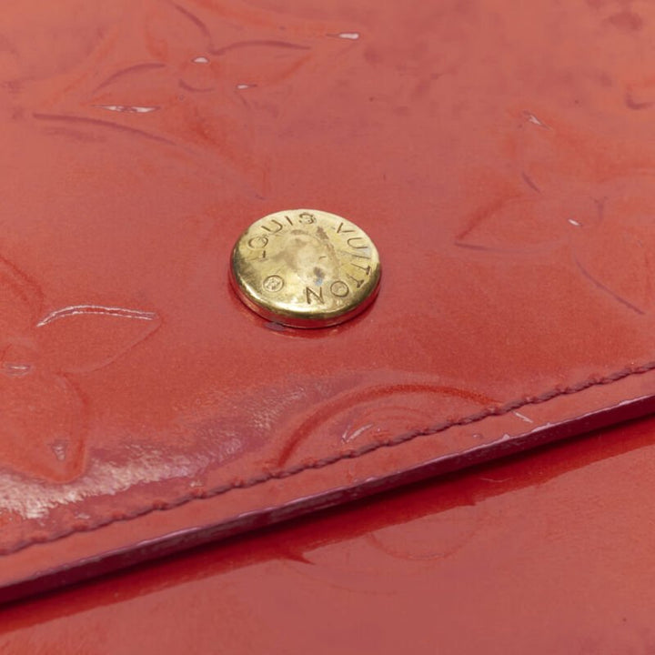 LOUIS VUITTON Vernis red patent LV logo emboss flap continental wallet