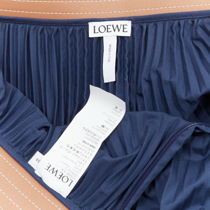 LOEWE brown cowhide leather white topstitched belt navy pleated skirt FR34 XS