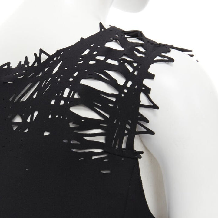 OSCAR DE LA RENTA laser cut scribble cut out scuba sheath pencil dress S
