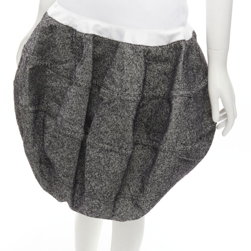 LOUIS VUITTON 2021 Runway white ribbed grey wool dropped bubble skirt FR34 XS