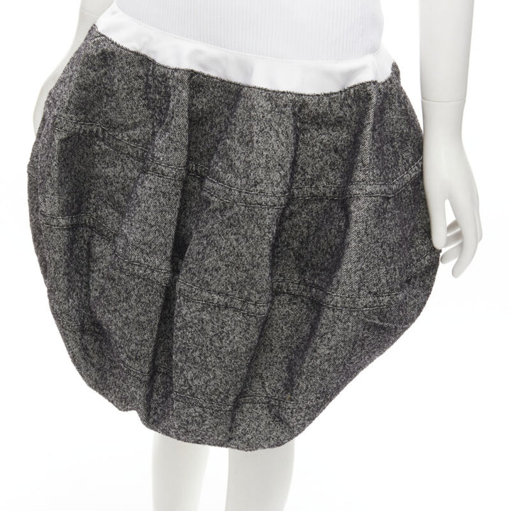 LOUIS VUITTON 2021 Runway white ribbed grey wool dropped bubble skirt FR34 XS