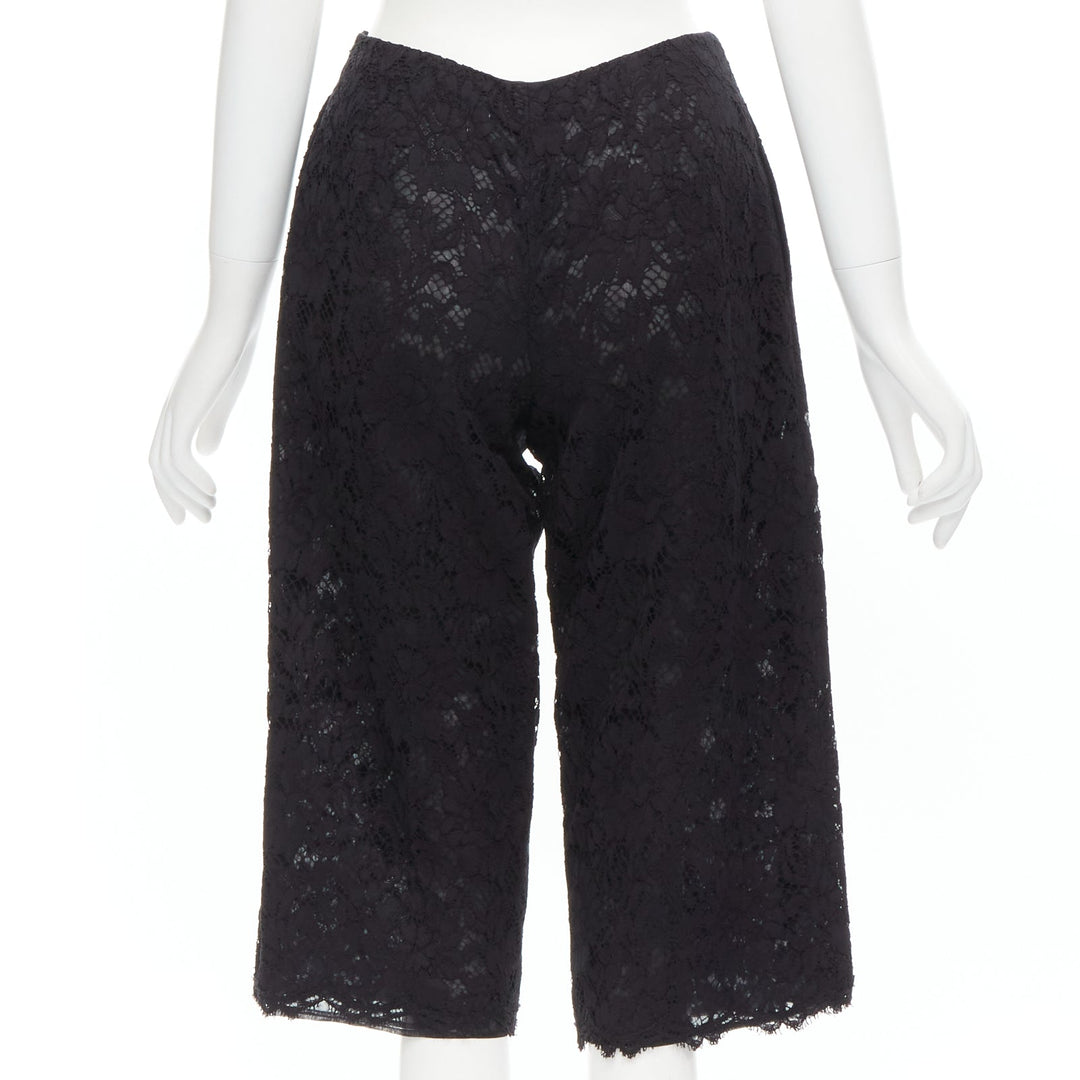 VALENTINO black floral lace knee length culotte shorts IT38 XS
