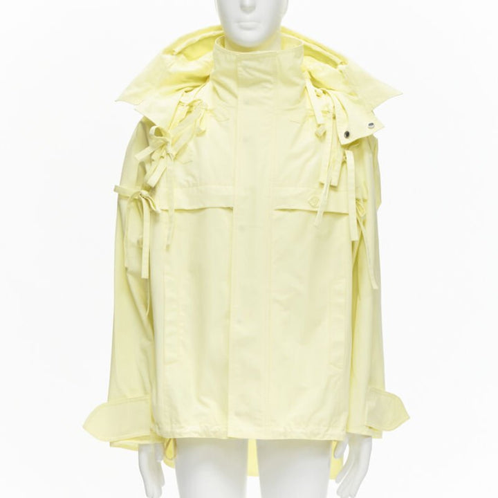 rare LOUIS VUITTON 2020 Runway yellow detachable tie sleeves parka jacket FR46 S