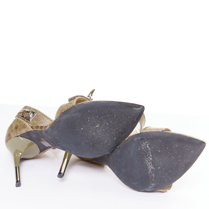 GIVENCHY Riccardo Tisci khaki leather silver sharktooth turnlock sandals EU38
