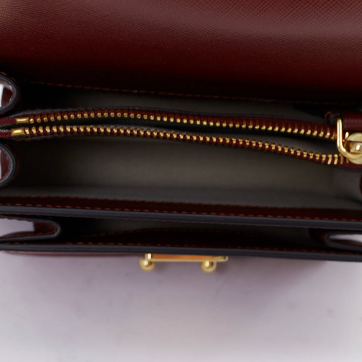 MARNI Trunk navy burgundy textured leather clasp crossbody bag