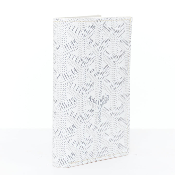 GOYARD Goyardine Saint-Pierre 2 grey white monogram bifold wallet