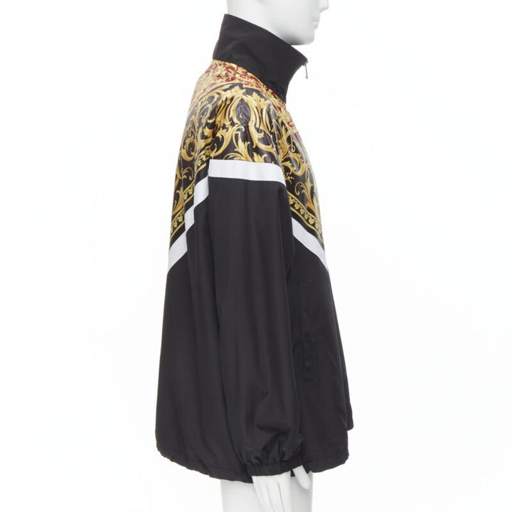 VERSACE Le Pop Classique black red Barocco print nylon track jacket IT52 XL