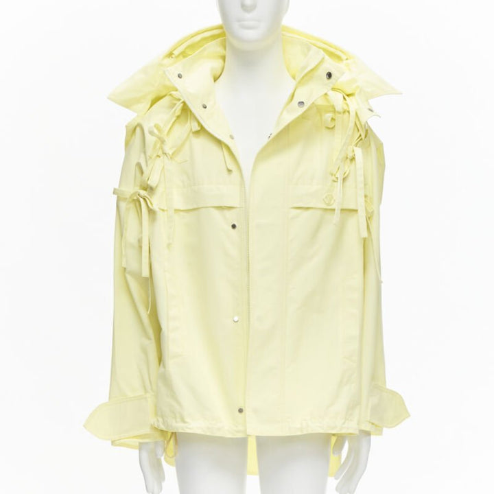 rare LOUIS VUITTON 2020 Runway yellow detachable tie sleeves parka jacket FR46 S