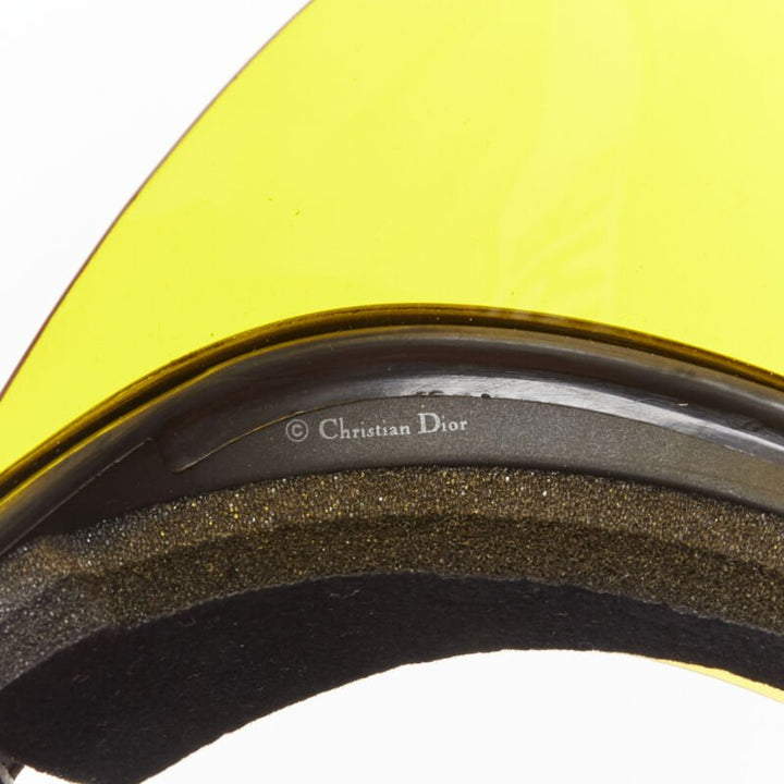 CHRISTIAN DIOR DiorClub1 Signatire yellow visor shield hat