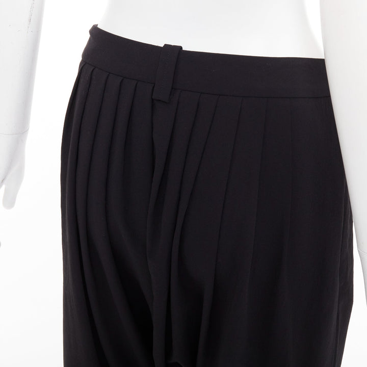 GIVENCHY black pleated front drop crotch harem knee length shorts FR38 M