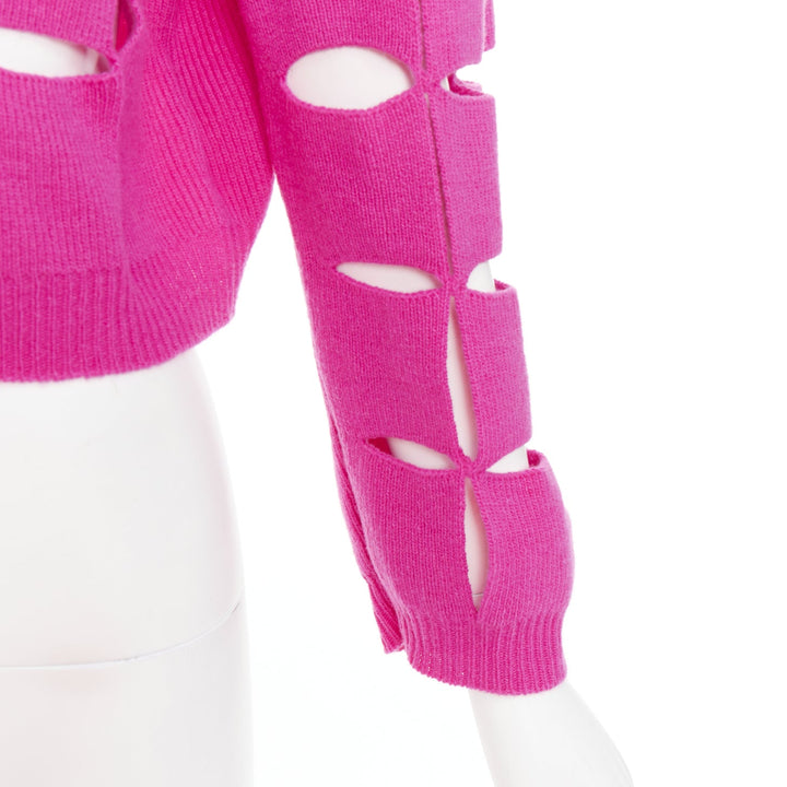VALENTINO 2022 Pier Paolo Piccioli pink virgin wool cut out crop sweater S