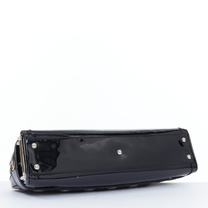 GUCCI 2004 Vintage Tom Ford black patent leather silver buckle grommet bag