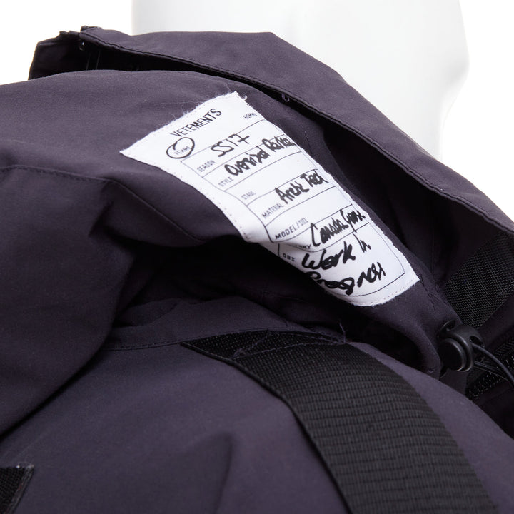 VETEMENTS CANADA GOOSE 2017 runway oversized Snow Mantra utility parka jacket OS
