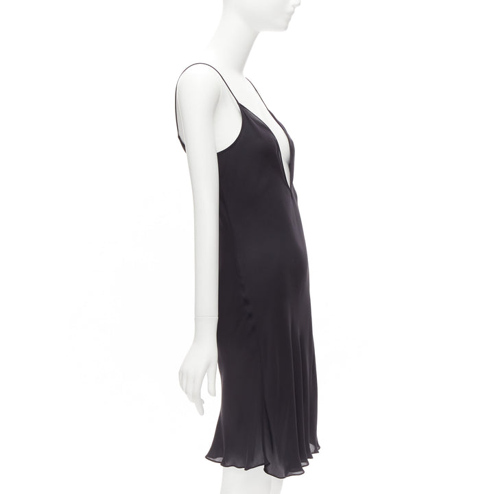 Female mannequin wearing Oscar de la Renta by Oscar De La Renta FW 2018 Black Silk Women Casual Dress in Size US0 | Available at JHROP