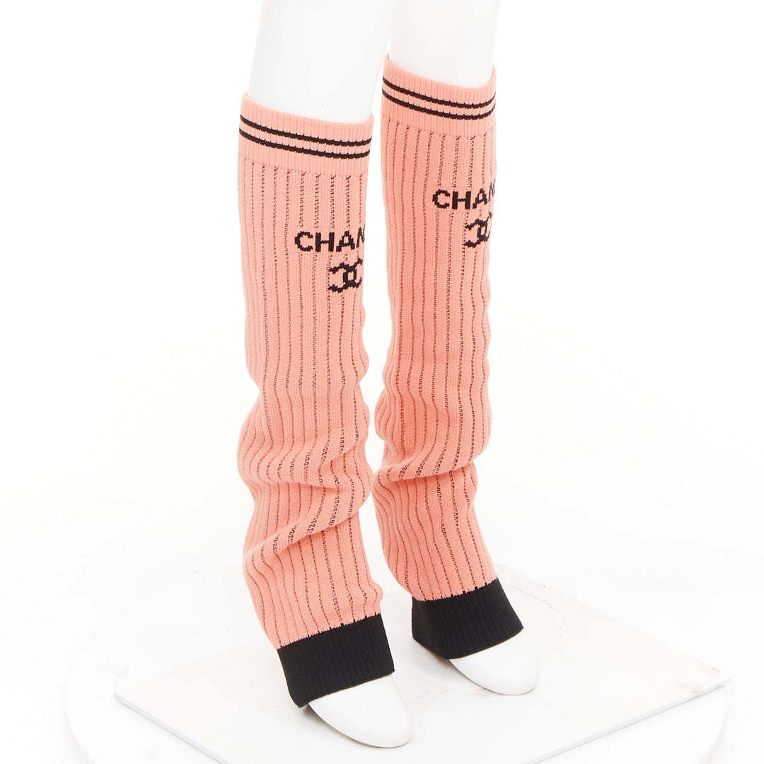 CHANEL 24C Runway CC logo pink black ribbed knit striped trim leg warmers OS