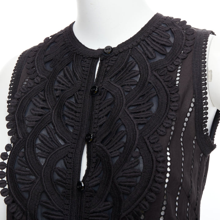 ANDREW GN black eyelet lace lattice geometric buttons sleeveless top FR38 M