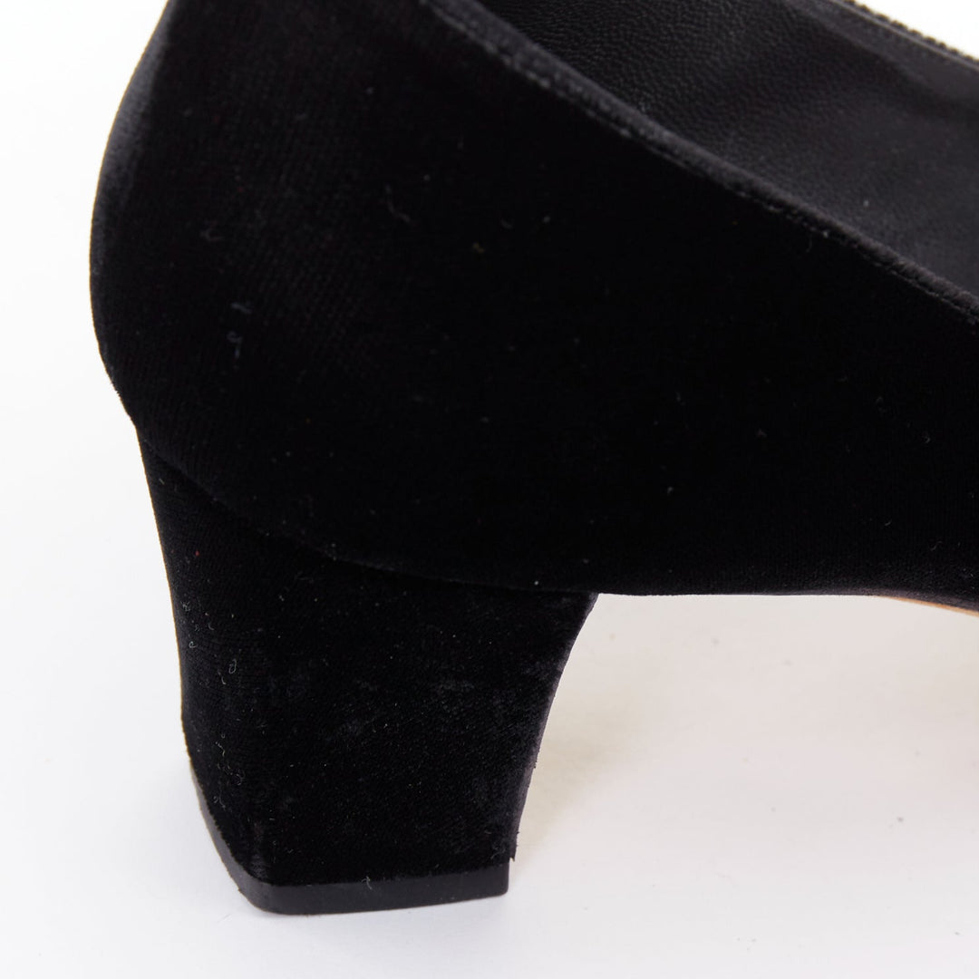 MANOLO BLAHNIK Okkato black velvet crysta jewell buckle pump EU39