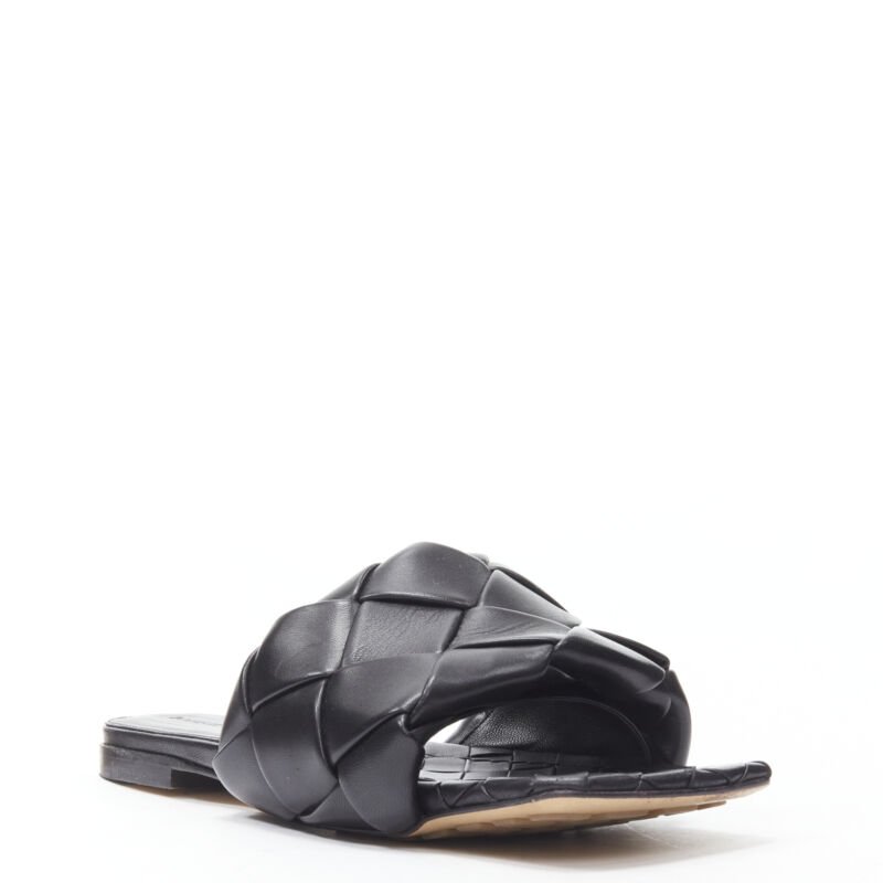 BOTTEGA VENETA Lido black padded Intrecciato woven square toe slides EU38.5