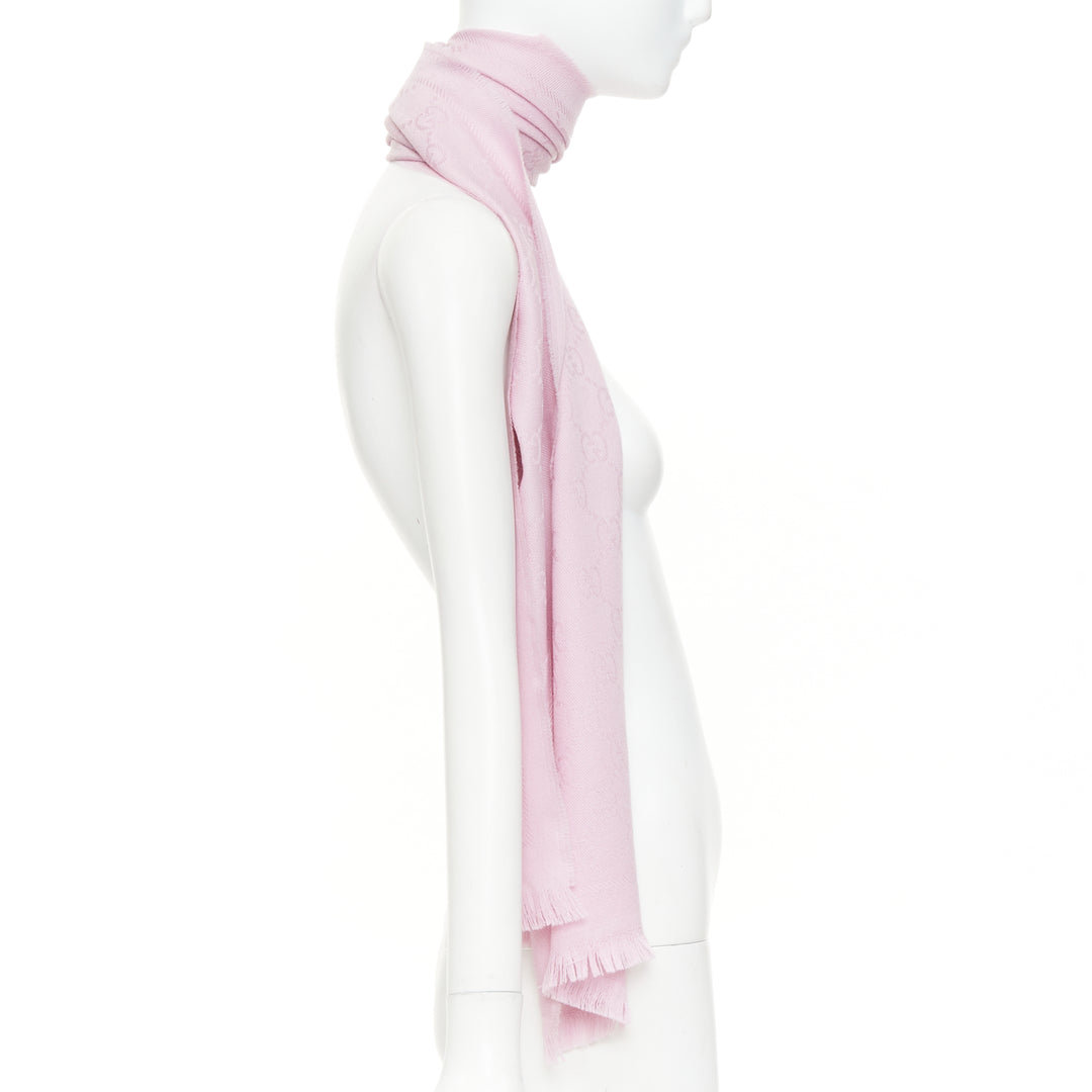 GUCCI GG Supreme 100% wool pink  monogram jacquard fringed edge shawl scarf