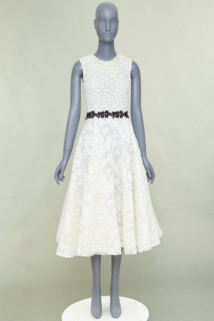 GIAMBATTISTA VALLI ivory floral cloque lace body sleeveless bridal dress IT40 S